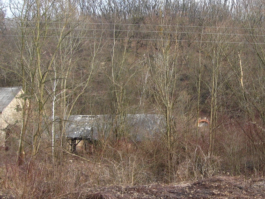A régi bányaépületek (2011) 
Fotó: Mesics Gábor